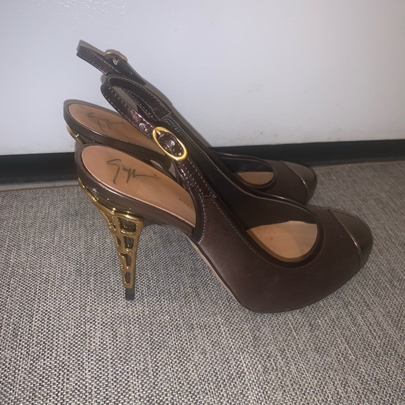 Giuseppe Zanotti Viv 100 Ritter Silk Caged Geometrical Gold Heels Size 39/5 - Picture 9 of 15